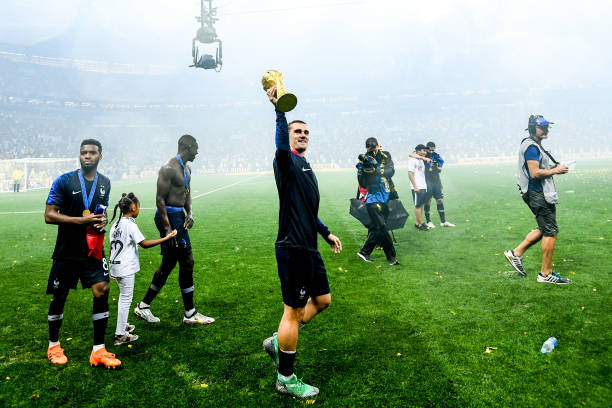 瓦伦蒂尼 瓦伦蒂尼