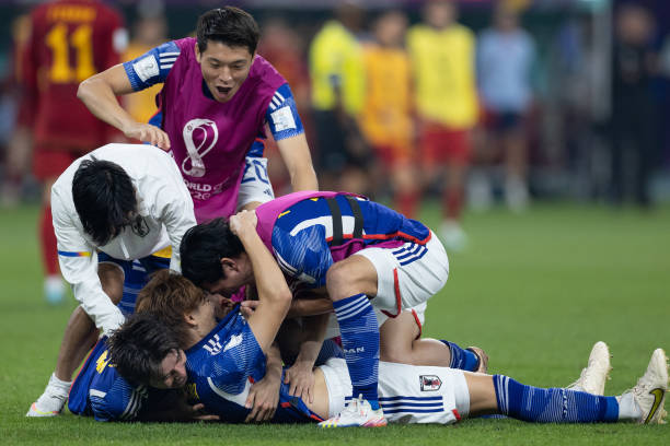 纷纷表示 纷纷表示